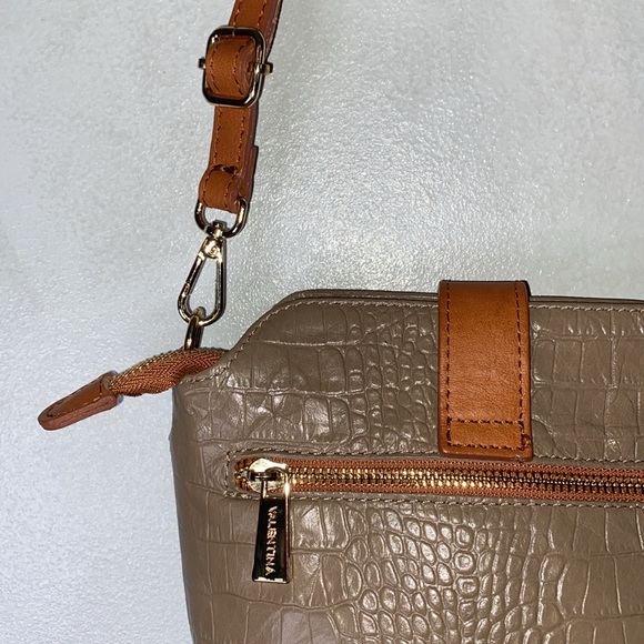 Valentina Genuine Leather Taupe Croc Embossed Crossbody Purse-Made in Italy - Picture 7 of 15